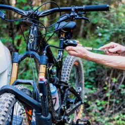 Blackburn HONEST Mini Pompe à Amortisseur Numérique -Vélos Équip Magasin Blackburn HONEST Digitale Mini Dampferpumpe 3530 574 e