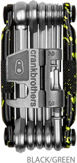 Crankbrothers Multi-17 Multitool Splatter Limited Edition 6 Crankbrothers Multi-17 Multitool Splatter Limited Edition -Vélos Équip Magasin CrankBrothers M17 Splatter Limited Edition 16681CB black green