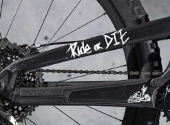 Dyedbro Kit De Protection De Cadre Ride Or Die -Vélos Équip Magasin DYEDBRO Ride or Die Rahmenschutz Kit DBF11187 2