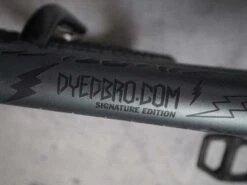 Dyedbro Kit De Protection De Cadre Sergio Layos BMX Signature Edition -Vélos Équip Magasin DYEDBRO Sergio Layos Signature BMX Edition Rahmenschutz Kit DBF11194 3