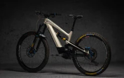 Dyedbro Kit De Protection Du Cadre De Vélo électrique Stay Free -Vélos Équip Magasin DYEDBRO Stay Free E Bike Rahmenschutz Kit EB 22211 4