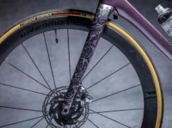 Dyedbro Kit De Protection De Cadre Victor Brousseaud AS Gravel -Vélos Équip Magasin Dyedbro Victor Brousseaud AS Gravel Rahmenschutz Kit GB 33322 3