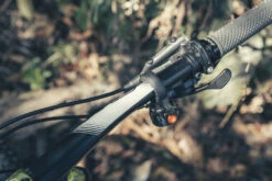 Cricket - Sonnette De Vélo Double Mode 10 Cricket - Sonnette De Vélo Double Mode -Vélos Équip Magasin Granite Cricket Dual Mode Fahrradklingel GBL01 01 5