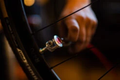 Silca Pompe à Pied Superpista Ultimate HIRO -Vélos Équip Magasin SILCA Superpista Ultimate HIRO Standpumpe AM PU SP2 ASY 011 6