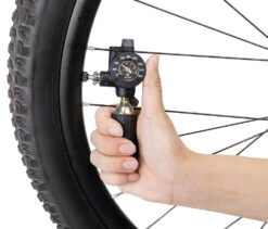 Topeak AirBooster G2 -Vélos Équip Magasin Topeak AirBooster G2 TAB G2 c