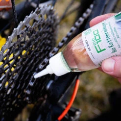 F100 Nettoyant BIO Pour Chaînes 150ml -Vélos Équip Magasin dr wack 2876 F100 Bio Kettenreiniger 150ml 3