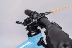 Système Ferroviaire -Vélos Équip Magasin kommit Zugsystem KM V1 6VUoYPNpbSxx3K